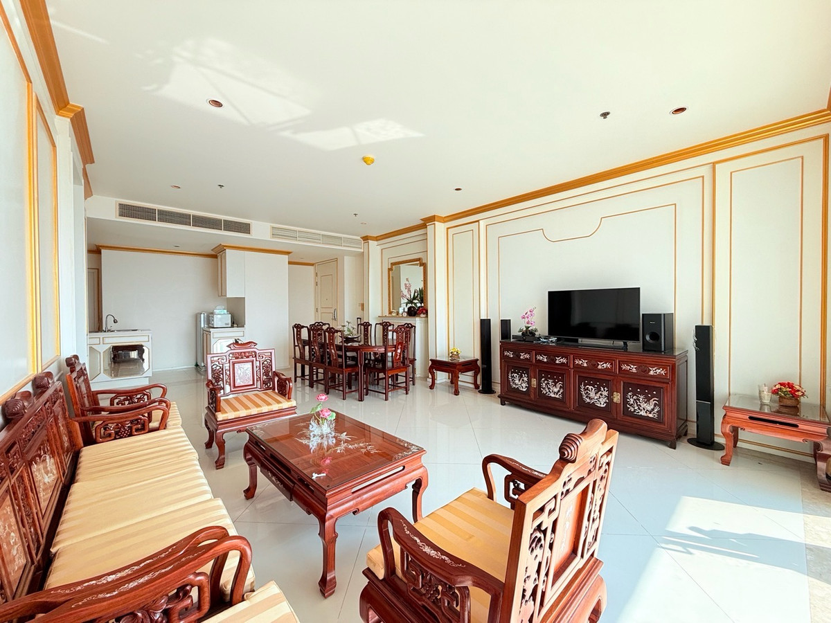 CondoSathorn, Narathiwat : For Rent & Sale The Empire Place 2 Bed 114 Sqm BTS Chongnonsi 