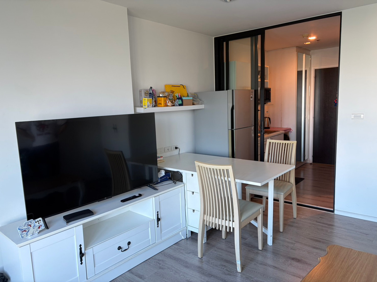 For RentCondoBangna, Bearing, Lasalle : For rent 📍 Knightsbridge Bearing 📍 Fully furnished with appliances. Near BTS Bearing.