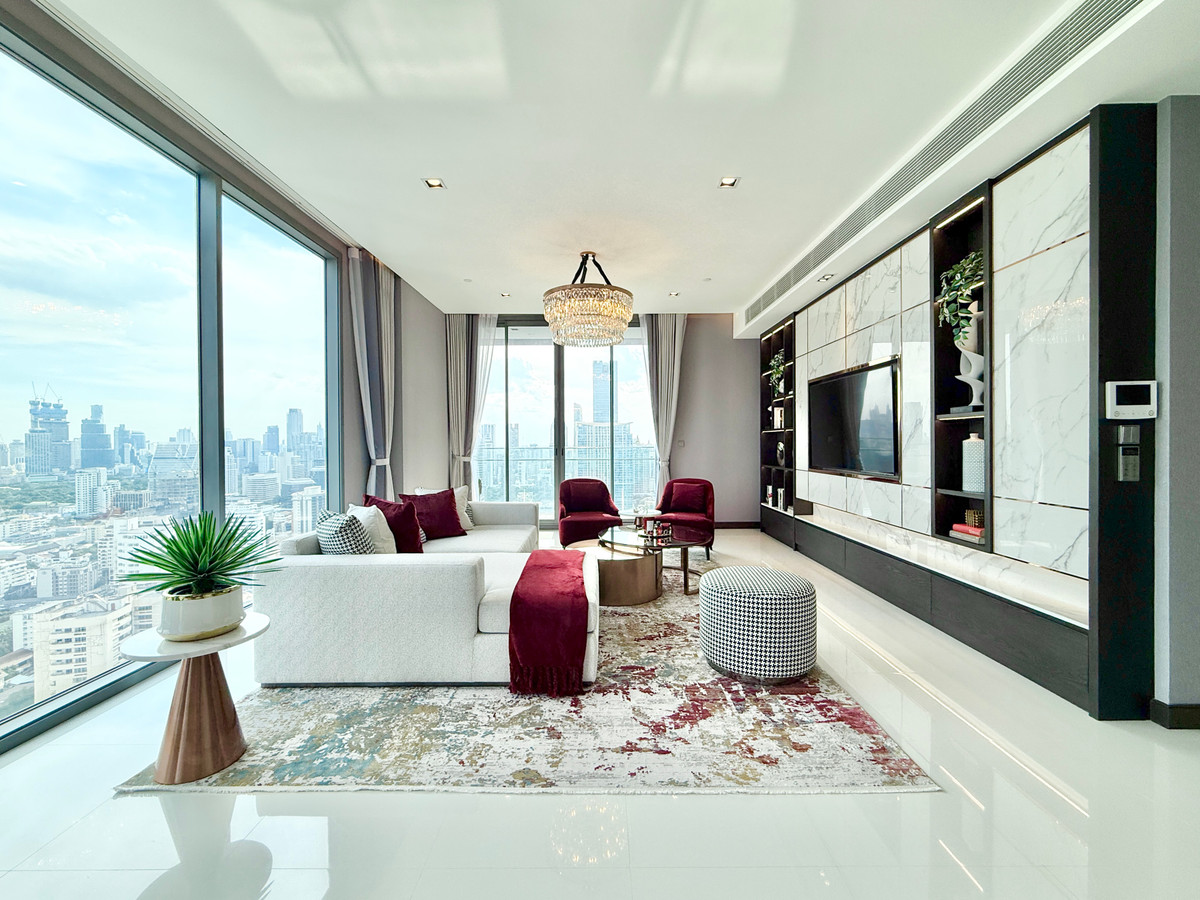 For SaleCondoNana, North Nana,Sukhumvit13, Soi Nana : 🚀 Q1 BTS Nana - 296 sq m. 4 bedrooms, 4 bathrooms, 4 parking spaces, 1 maid, building closing promotion 092-545-6151 (Tim)