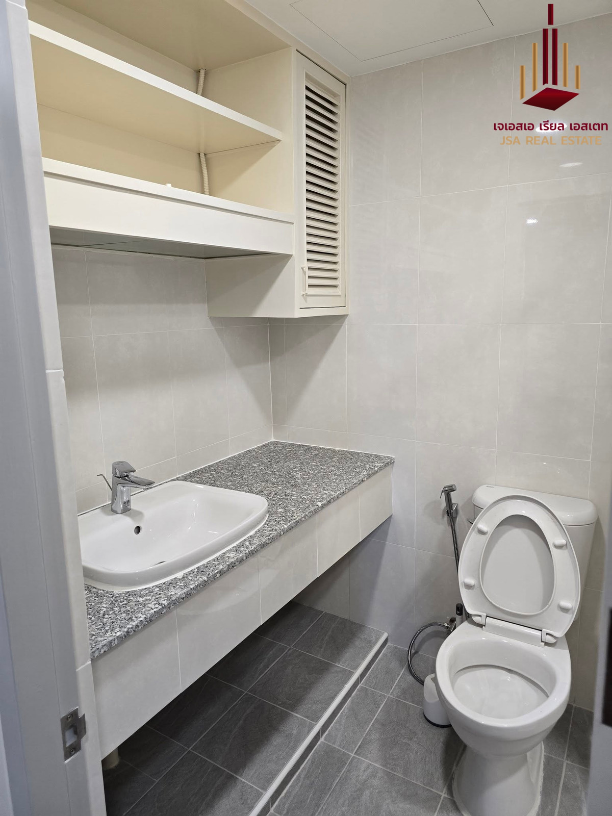 For RentCondoSukhumvit, Asoke, Thonglor : ✨ For Rent: Tai Ping Towers Condo ✨ 💰 Only 35,000 THB/month