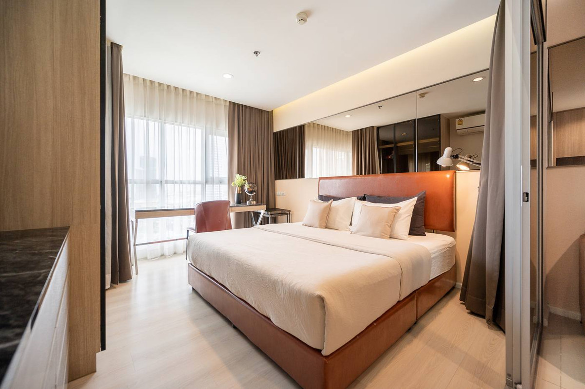 For RentCondoOnnut, Udomsuk : Aspire Sukhumvit 48 | Stylish 1-Bedroom with Work Desk