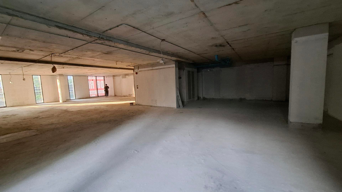 For RentRetail SpaceWitthayu, Chidlom, Langsuan, Ploenchit : 📍 Premium Commercial Space for Rent — 300 m Walk to BTS Ploenchit