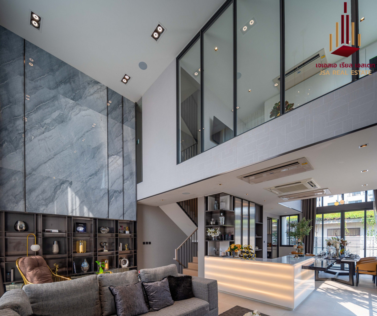 ขายทาวน์โฮมลาดพร้าว เซ็นทรัลลาดพร้าว : ✨ For Sale:  Novel Residence Ladprao 18 ✨  💰 Only 20,900,000 THB