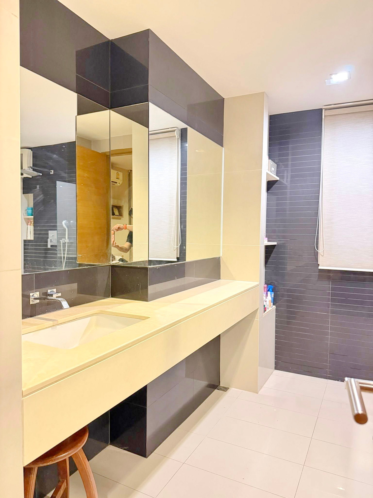 ให้เช่าคอนโดรัชดา ห้วยขวาง : 9731♛ให้เช่าคอนโด 1 ห้องนอน♙ริทึ่ม รัชดา-ห้วยขวาง♜MRTห้วยขวาง∞099-5919653,065-9423251🜲Line@sureresidence