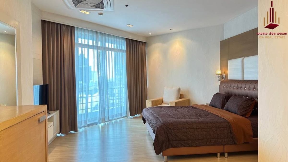 For RentCondoWongwianyai, Charoennakor : ✨ For Rent: Baan Sathorn - Chaophraya Condo ✨ 💰 Only 45,000 THB/month