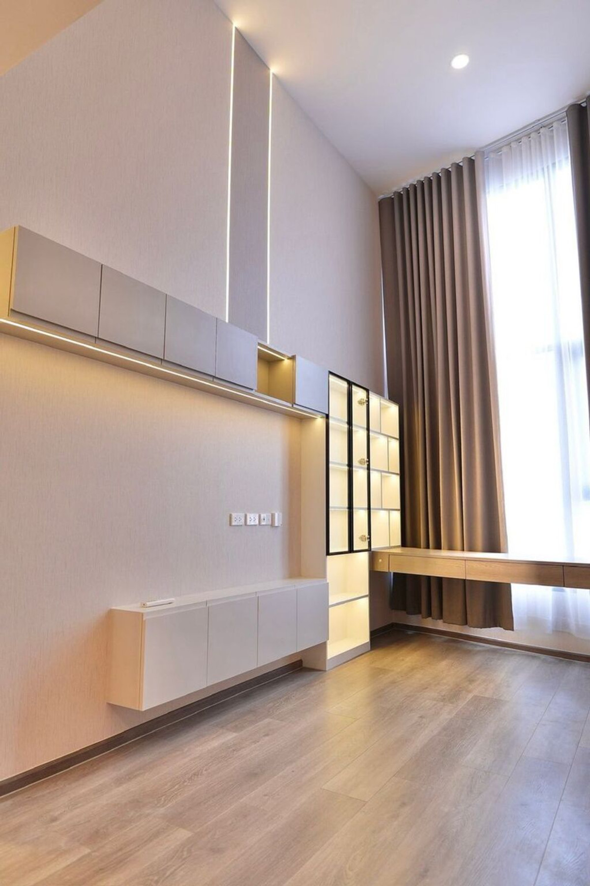 ขายคอนโดรัชดา ห้วยขวาง : ขาย โซโห​ แบงค็อก​ รัชดา เลขที่ 122/156 (ทิศเหนือ)