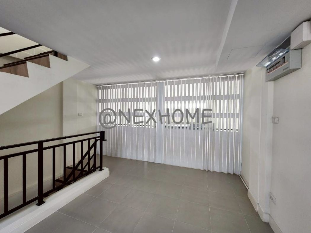 For RentShop HouseNonthaburi, Bang Yai, Bangbuathong : Commercial building for rent in Vision Smart Life project, 18 sq.wa, near Bang Phlu Rattanathibet BTS station.