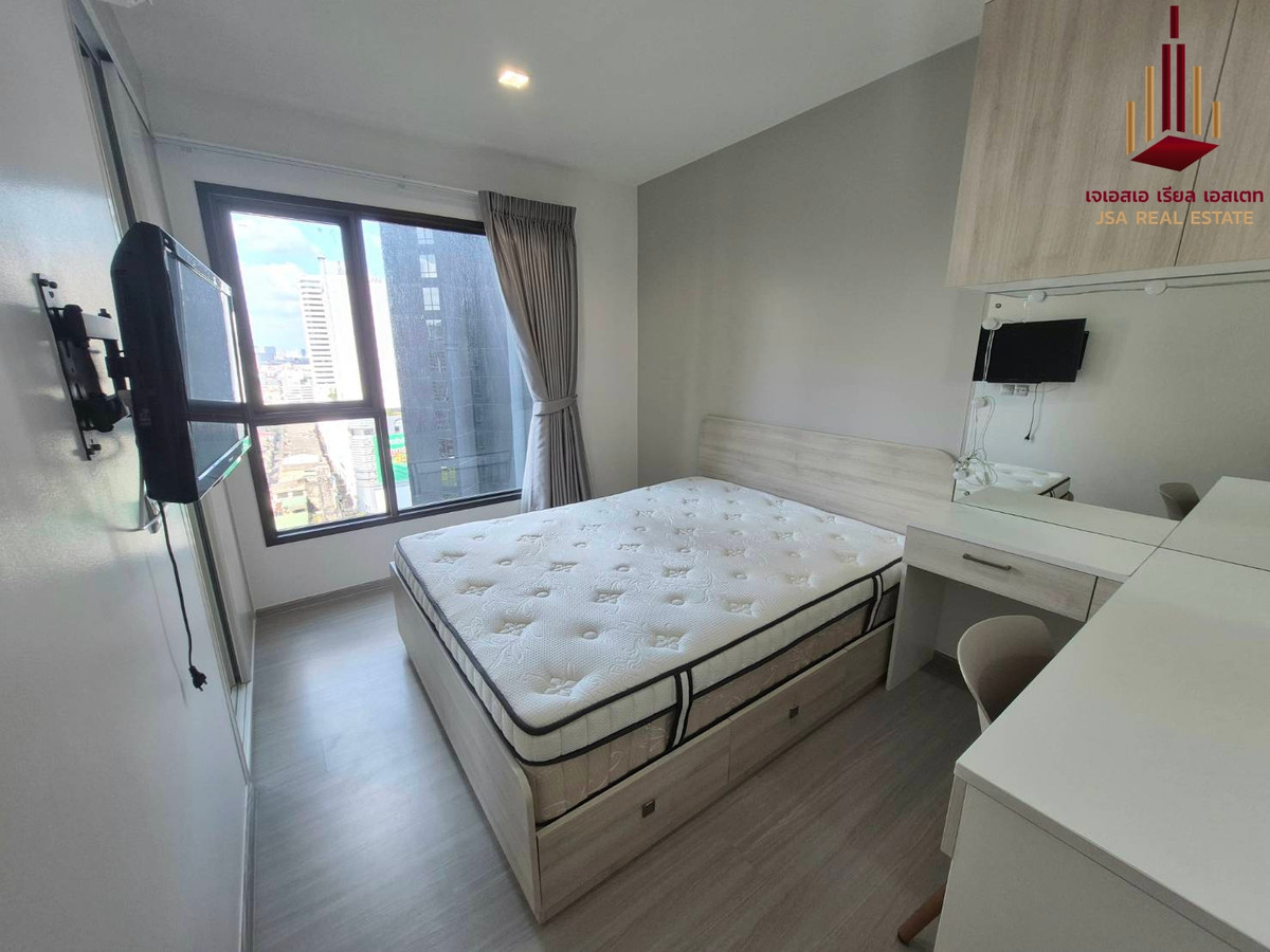 For SaleCondoRama9, Petchburi, RCA : ✨ For Sale: Life Asoke - Rama 9 Condo ✨ 💰 Only 3,950,000 THB