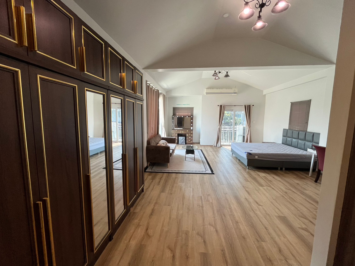 For SaleHousePattanakan, Srinakarin : 🏡 Large detached house for sale. Manthana Village, Krungthep Kreetha 7 | Luxury house, Krungthep Kreetha | Near Peeraphong FIFA International School | 087-808-3690