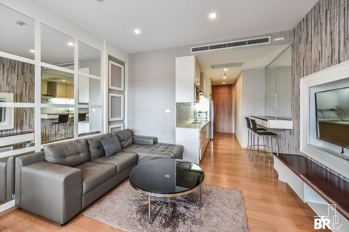 For RentCondoRatchathewi,Phayathai : NOBLE REVENT PHAYATHAI For Rent Only 26k Tel.093-415-2245 EARTH