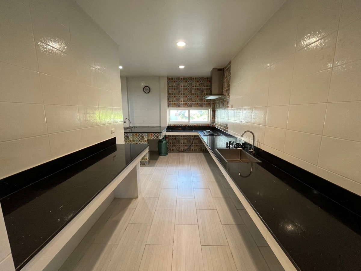 For SaleHousePattanakan, Srinakarin : 🏡 Large detached house for sale. Manthana Village, Krungthep Kreetha 7 | Luxury house, Krungthep Kreetha | Near Peeraphong FIFA International School | 087-808-3690