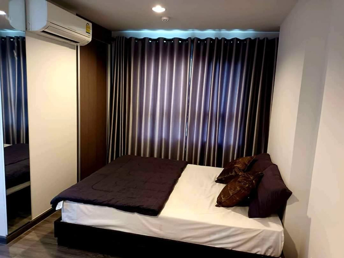 For RentCondoSamut Prakan,Samrong : For rent 📍 The Trust Condo @BTS Erawan 📍 Fully furnished with appliances. Near BTS Erawan.