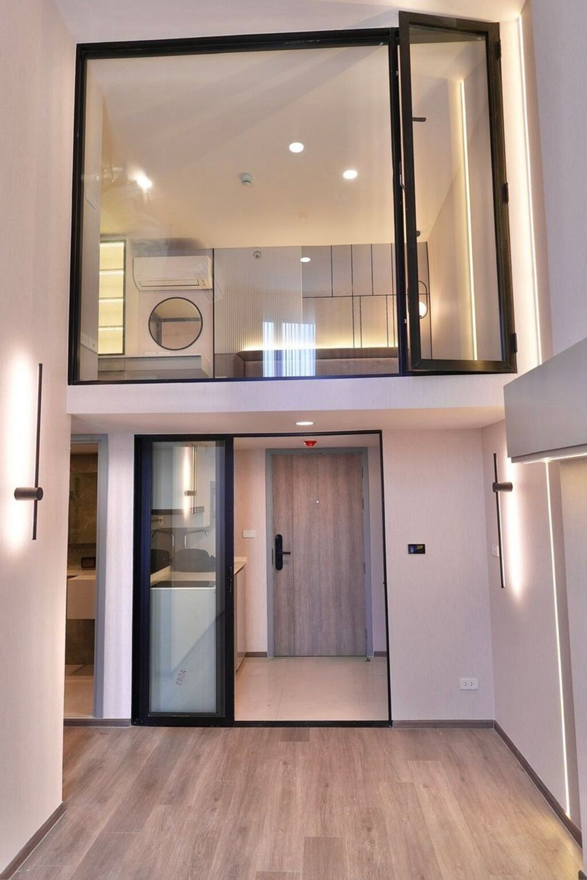 ขายคอนโดรัชดา ห้วยขวาง : ขาย โซโห​ แบงค็อก​ รัชดา เลขที่ 122/156 (ทิศเหนือ)