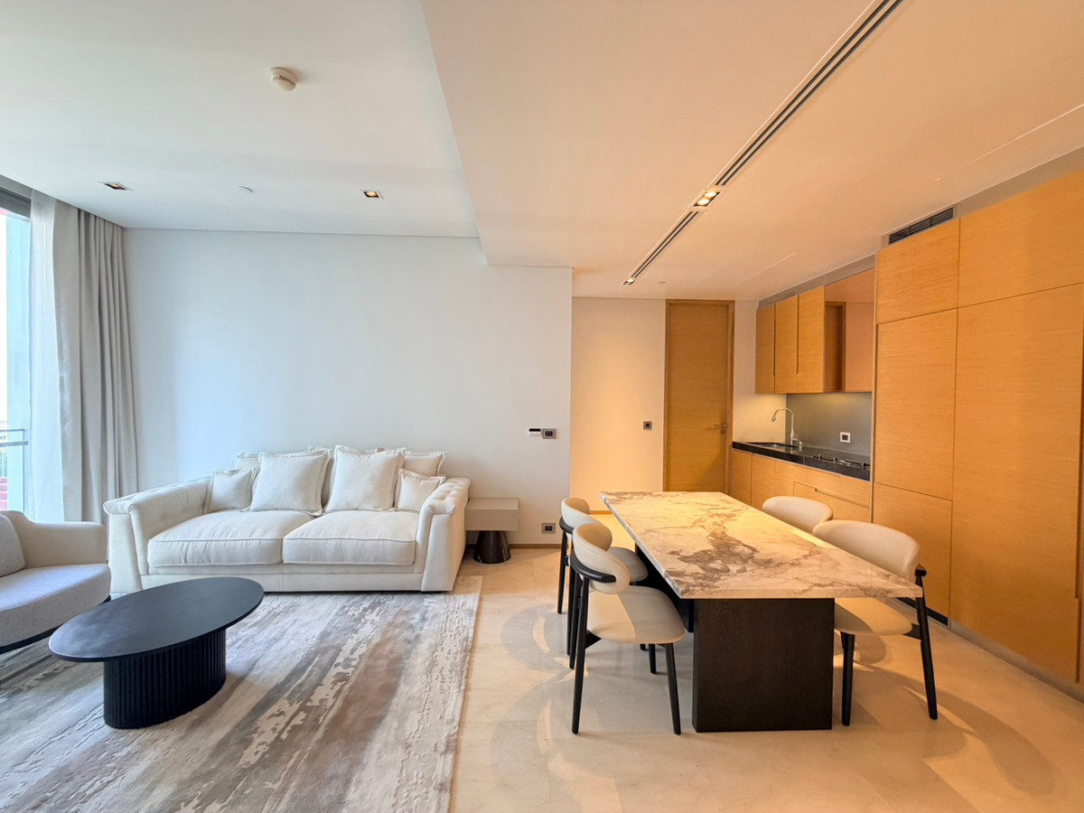 For RentCondoSilom, Saladaeng, Bangrak : ✨For Rent | 2 Beds | Saladaeng Residence | Infinity Pool | Lumpini Park | Sky Lounge |  BTS Sala Daeng | MRT Silom