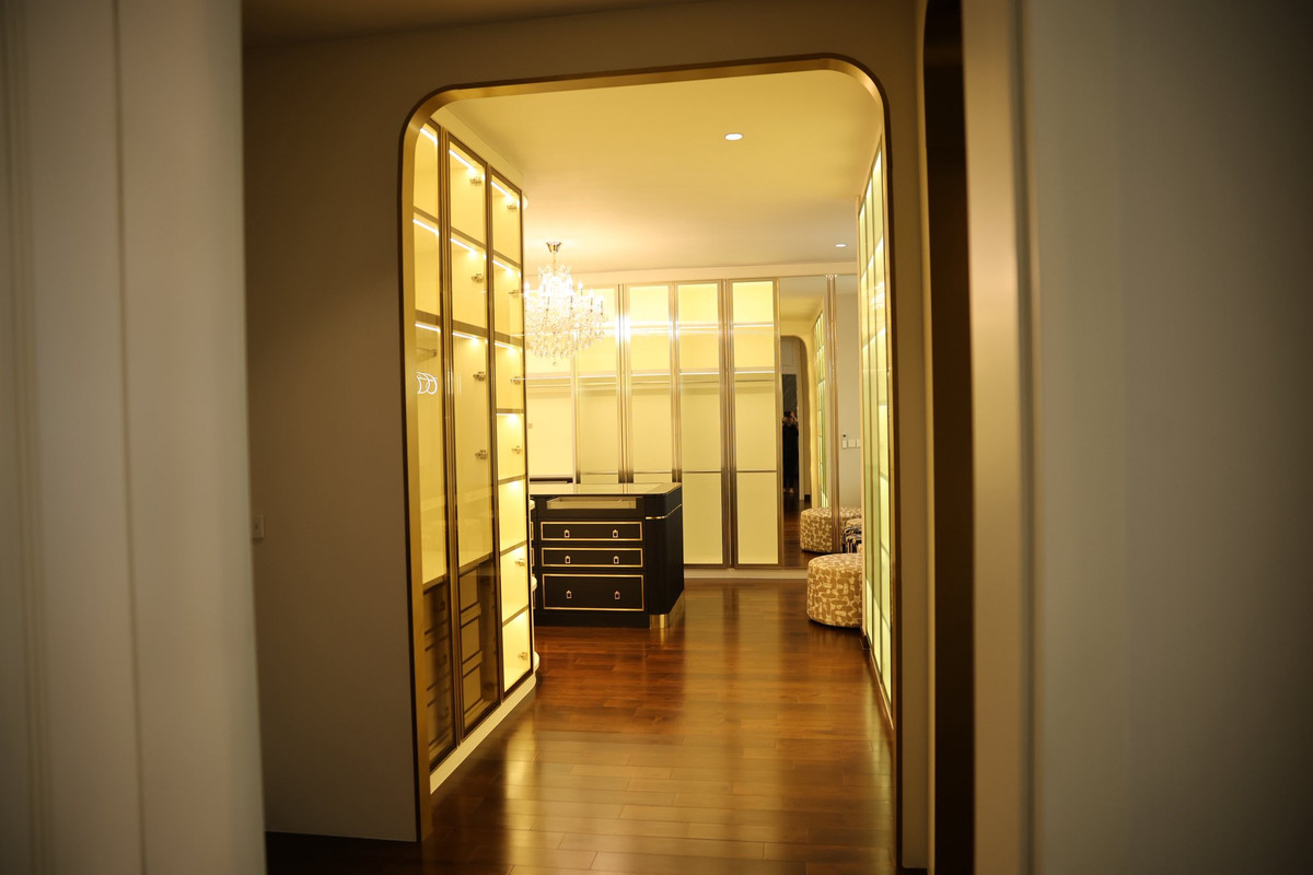 บ้านลาดกระบัง สุวรรณภูมิ : Perfect Masterpiece Sukhumvit 77 บ้านเดี่ยวหรู 5 ห้องนอน พร้อมฟังก์ชันครบ Please call: 062-496-6454