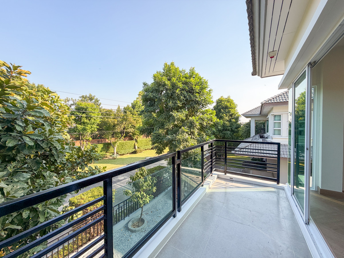 For SaleHouseRama5, Ratchapruek, Bangkruai : ✨Renovated single house for sale on Ratchaphruek Road at Bangkok Boulevard Ratchaphruek–Rama 5 4 bedrooms, 258 sq.m. Fully equipped facilities. Close to malls, hospitals, and schools.