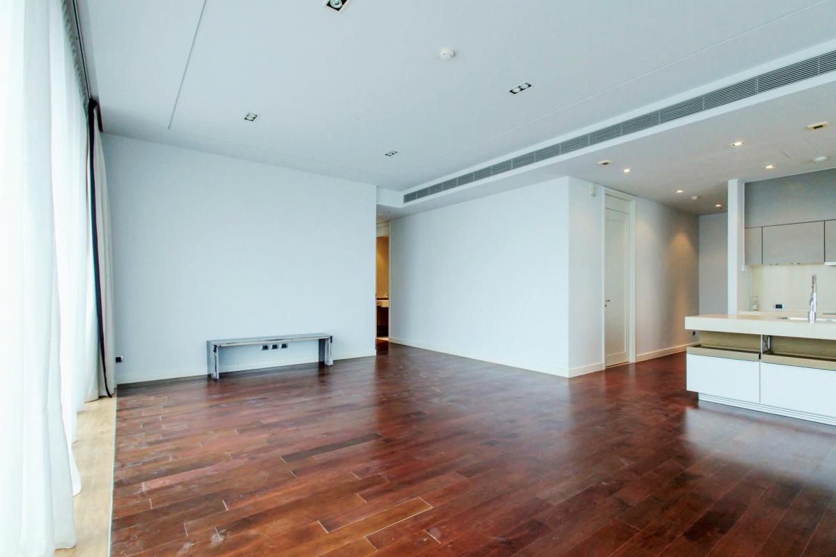 For RentCondoSukhumvit, Asoke, Thonglor : 28/01/2026, Luxury 3-Bed Condo at Marque Sukhumvit — Prime Phrom Phong Location!Spacious 192 sqm, Top Facilities & Near BTS, MRT — Rent 239K THB/month!