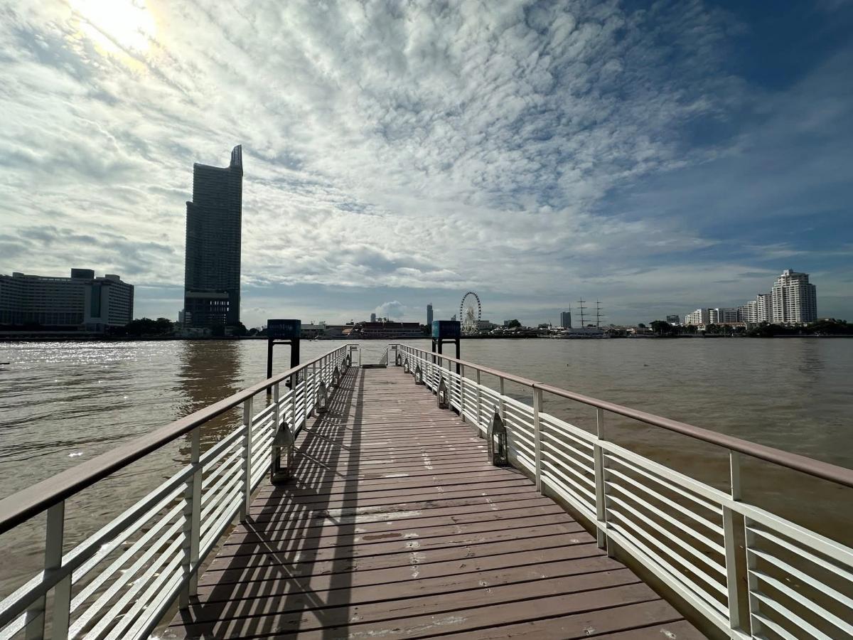 For SaleCondoWongwianyai, Charoennakor : Luxury 3-Bed Condo at Watermark Chaophraya River – Prime Location, Stunning Views!Only 18.9 MB, Near BTS Krung Thon Buri & ICONsiam!