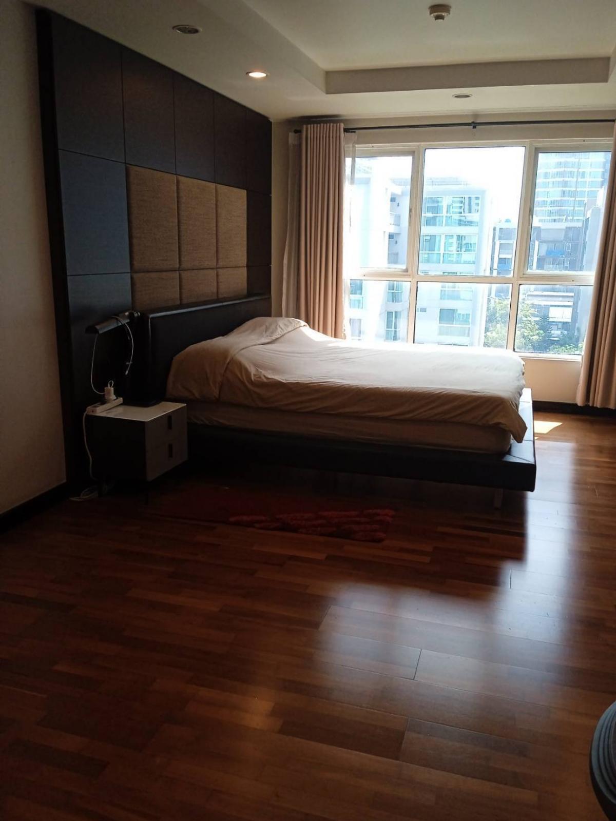 For SaleCondoSukhumvit, Asoke, Thonglor : 2-bedroom condo in the heart of Ekkamai Avenue 61 with a beautiful view, fitness center + swimming pool, ready to move in!11.9 million THB, near BTS/MRT Ekkamai – fully equipped facilities, hospitals, and leading shopping malls!