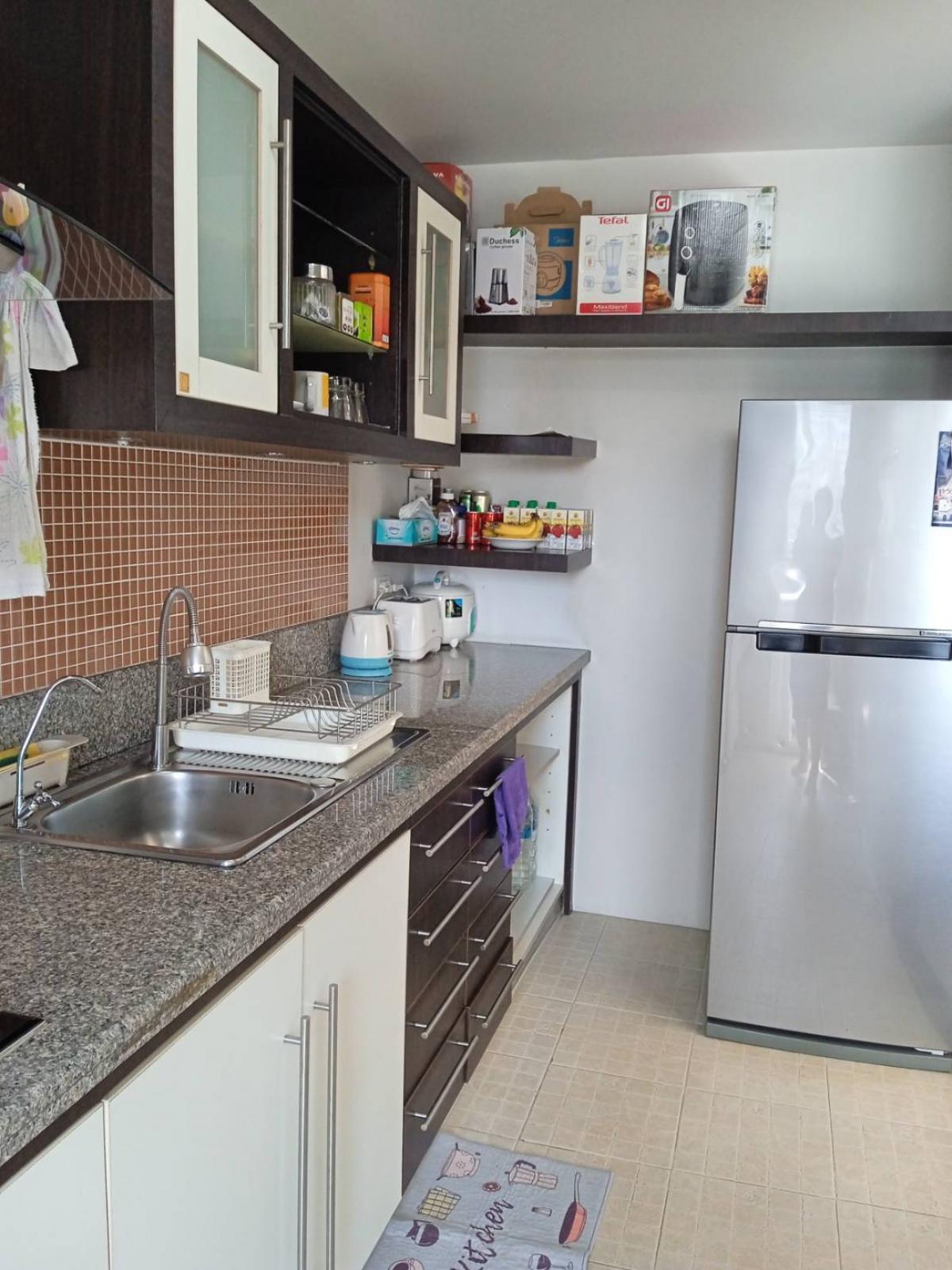 For SaleCondoSukhumvit, Asoke, Thonglor : 2-bedroom condo in the heart of Ekkamai Avenue 61 with a beautiful view, fitness center + swimming pool, ready to move in!11.9 million THB, near BTS/MRT Ekkamai – fully equipped facilities, hospitals, and leading shopping malls!