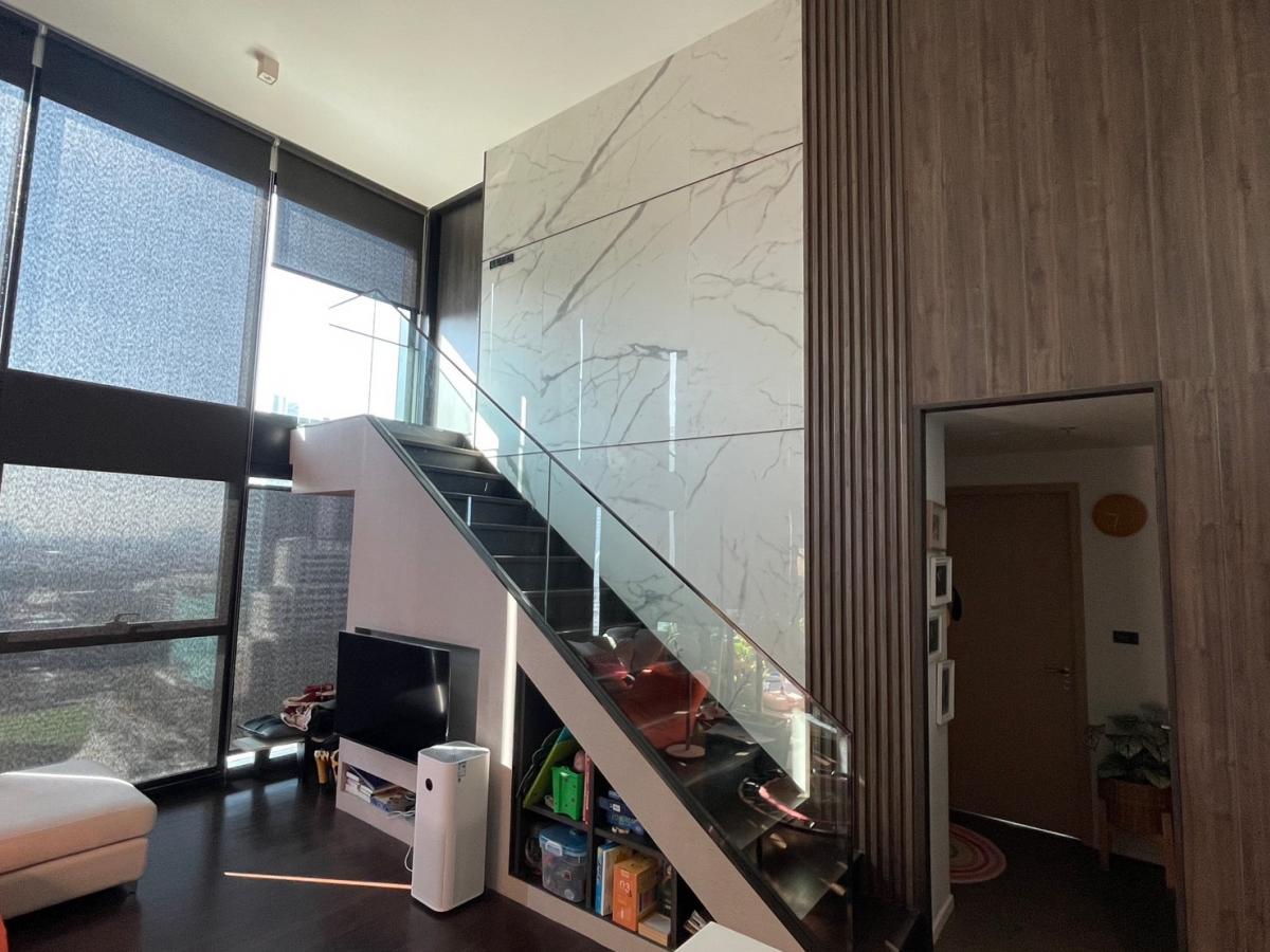 For SaleCondoSilom, Saladaeng, Bangrak : Luxury condo with 2 bedrooms in the heart of SilomThe Lofts Silom, near BTS Surasak, for only 14.99 million baht!