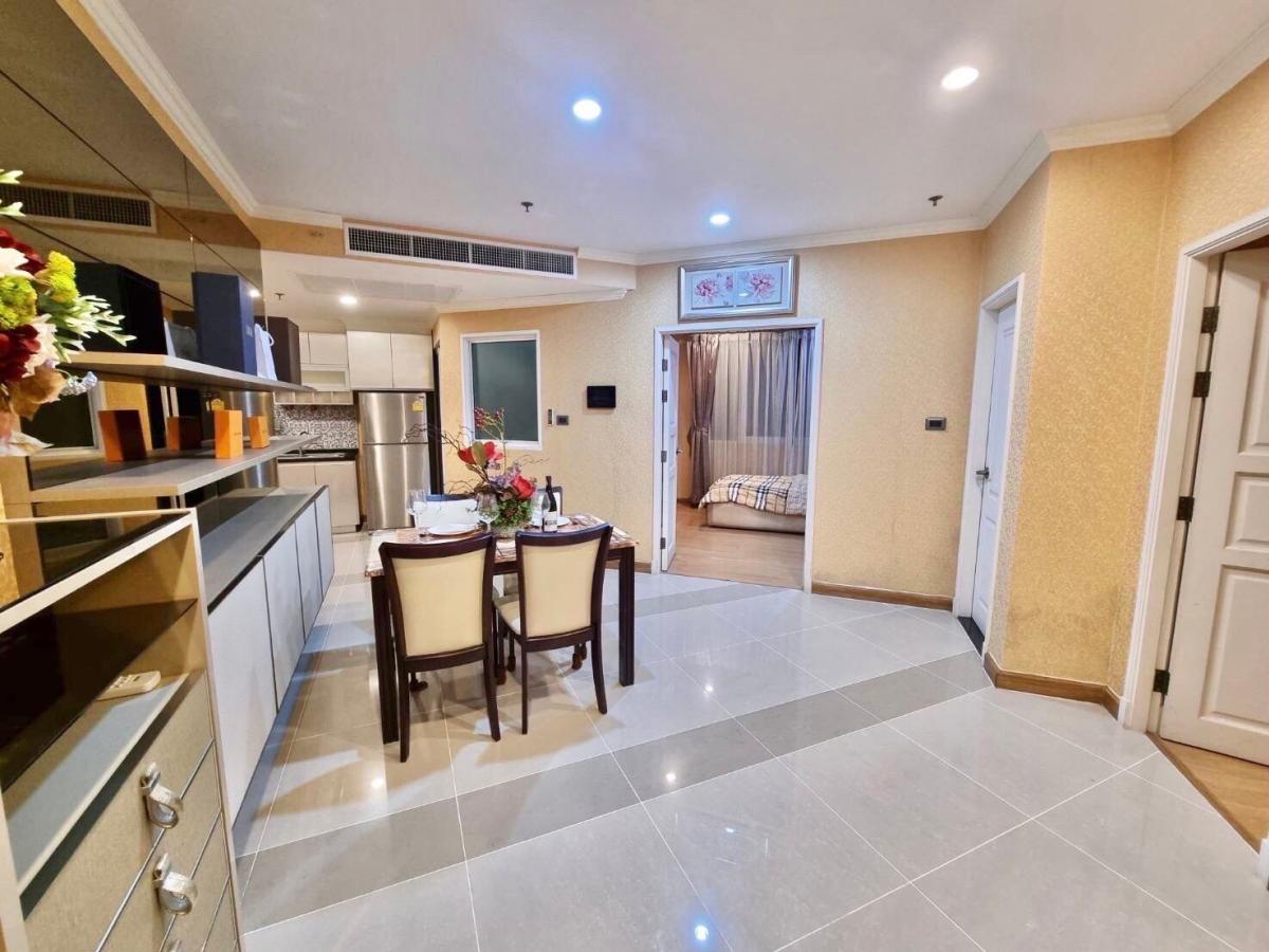 For RentCondoRama9, Petchburi, RCA : Luxury 2-Bed Condo at Supalai Wellington Ratchada – Serenity & Convenience Await!88 sqm, BTS/MRT Thai Cultural Center, Facilities Galore – Rent 43,000 THB/month!