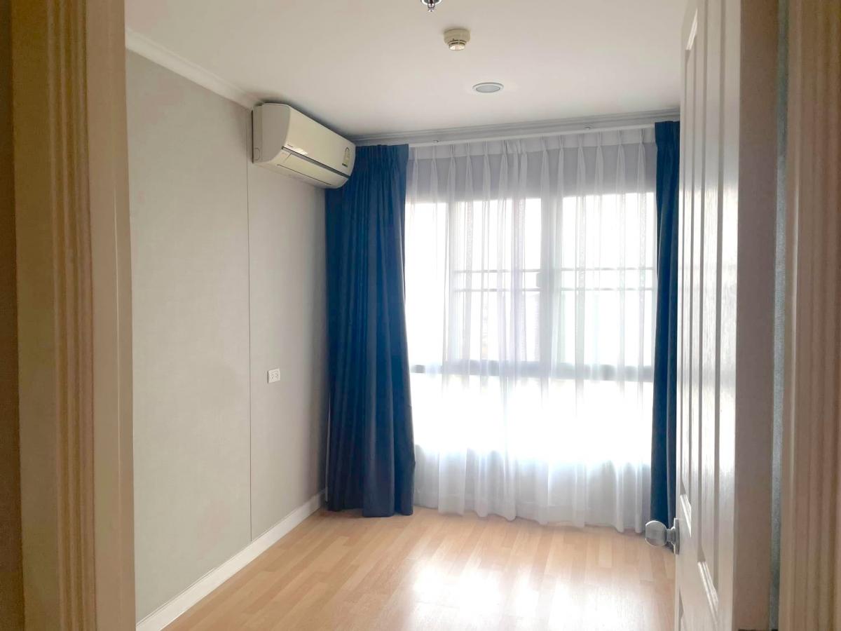 For SaleCondoRama3 (Riverside),Satupadit : Condo Lumpini Park Riverside Rama 3 2 bedrooms 65 sq.m. Comfortable living at a great price of only 5.4 million!With complete amenities, near community areas, easy decision!