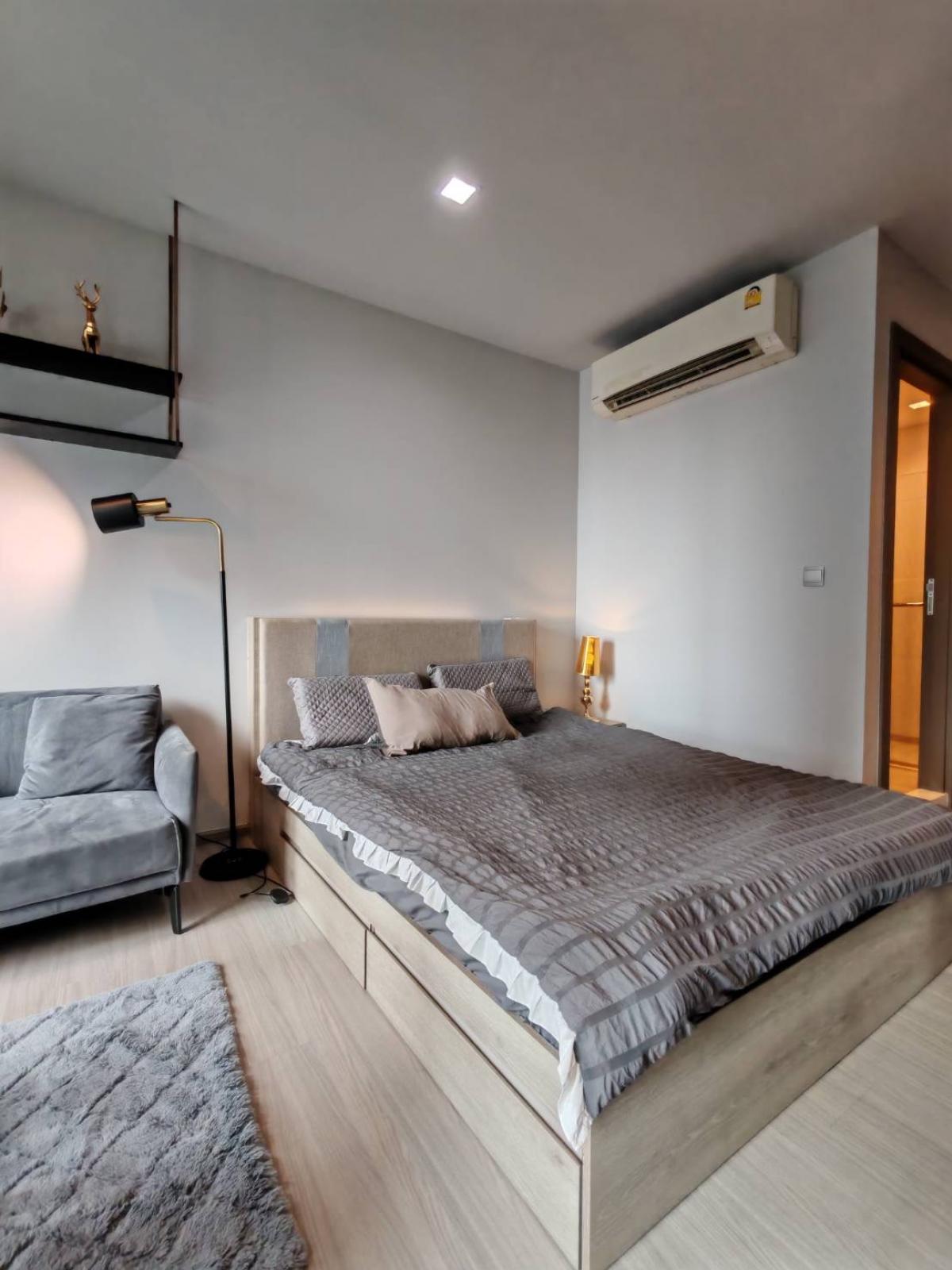 For SaleCondoRama9, Petchburi, RCA : Ready to move in! Life Asoke-Rama 9 studio 26 sq.m. near BTS/MRT Rama 9Price 3.7 million, worth investing or living in!