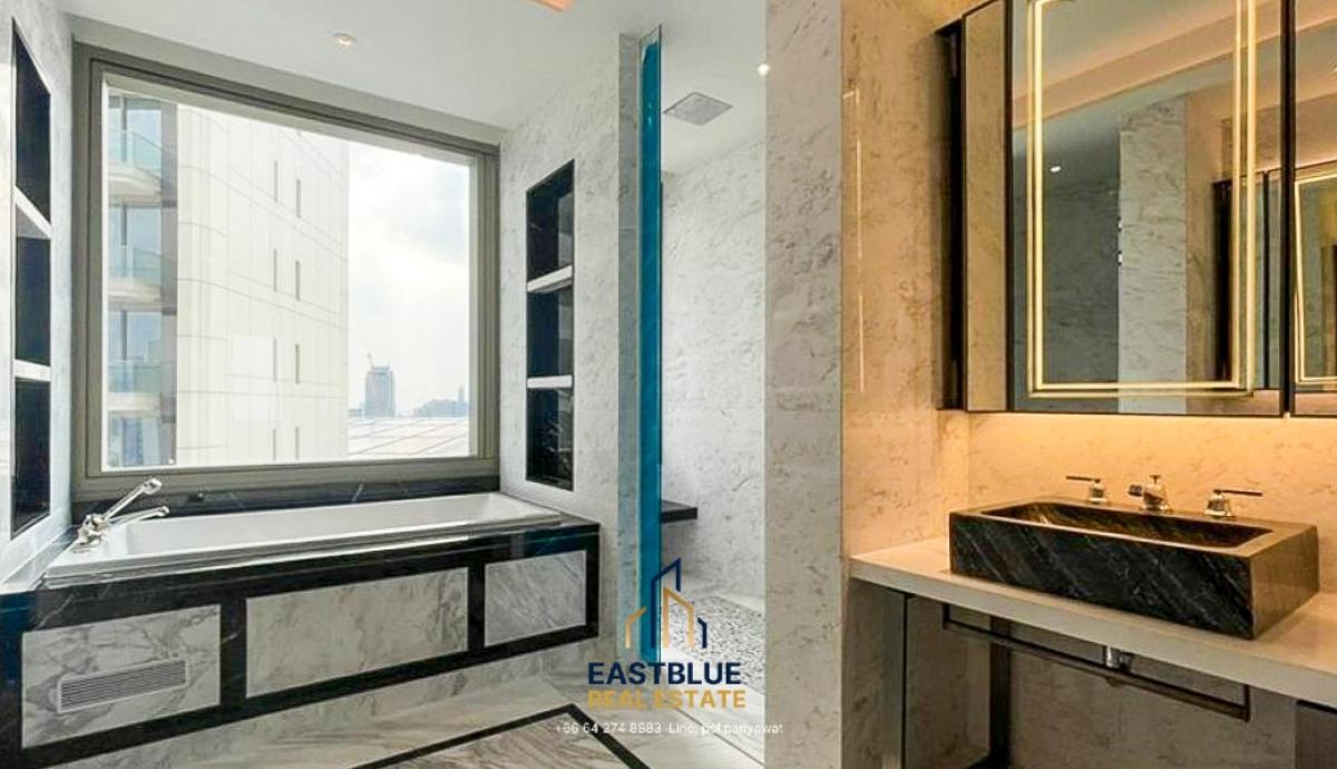 For SaleCondoWongwianyai, Charoennakor : World-class luxury in the heart of Bangkok2-bedroom condo The Residences At Mandarin Oriental Bangkok!