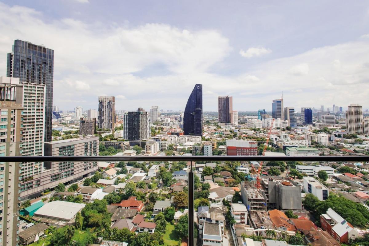 For RentCondoSukhumvit, Asoke, Thonglor : Luxury 2-Bed Condo for Rent at Beatniq Sukhumvit 32 – Near BTS Thong Lo!Spacious 105 sqm, Facilities & Prime Location – 120,000 THB/month!