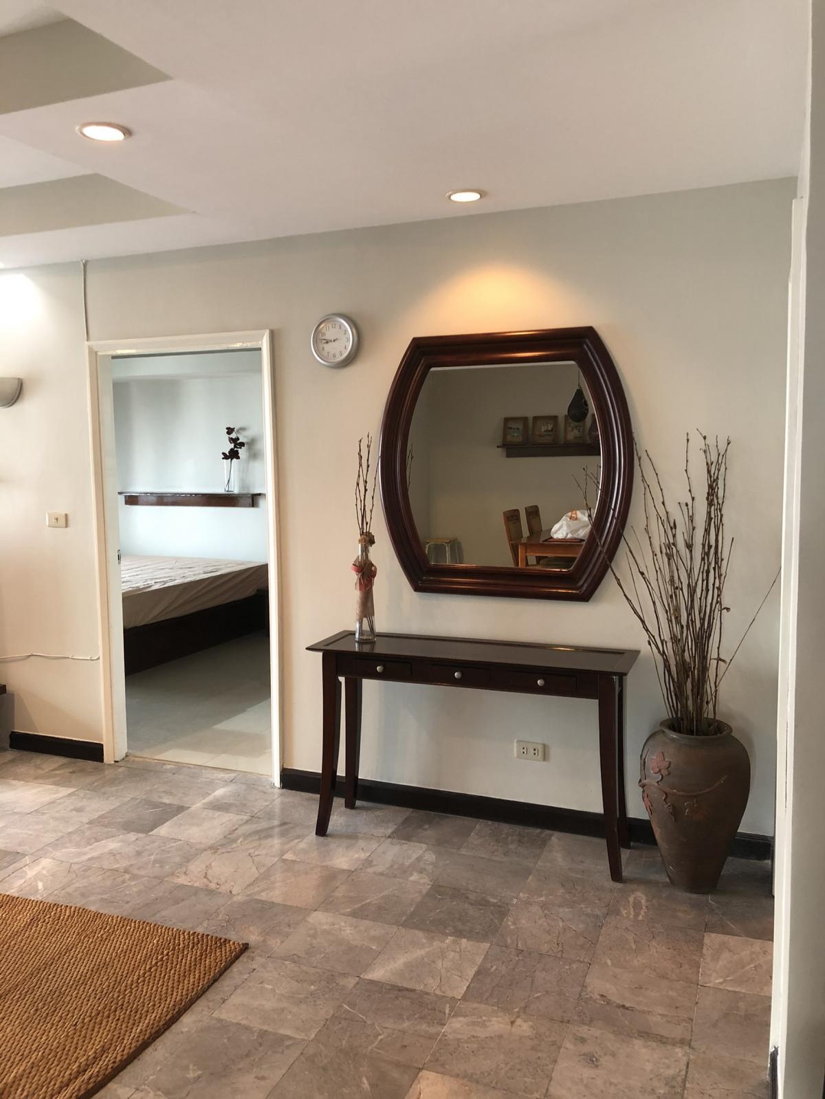 For SaleCondoSukhumvit, Asoke, Thonglor : Luxury on Thonglor! Royal Castle 3 bedrooms 147 sq.m. only 16.2 millionNear Thonglor BTS - fully equipped amenities to meet every lifestyle!