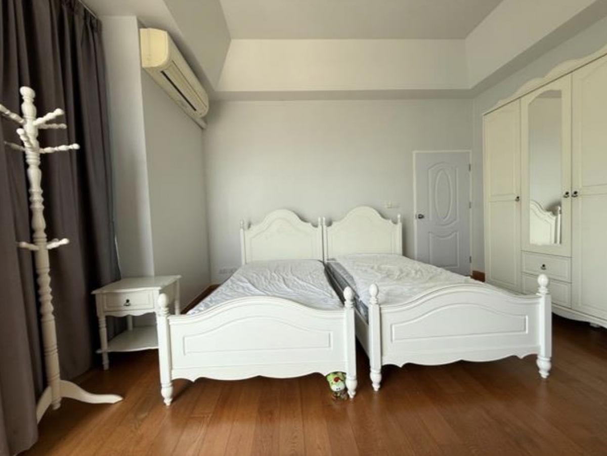 For SaleCondoRatchathewi,Phayathai : Luxury condo with 2 bedrooms in the heart of Phaya Thai, special price 7.59 millionClose to BTS/MRT, Siam Paragon, complete swimming pool and fitness!