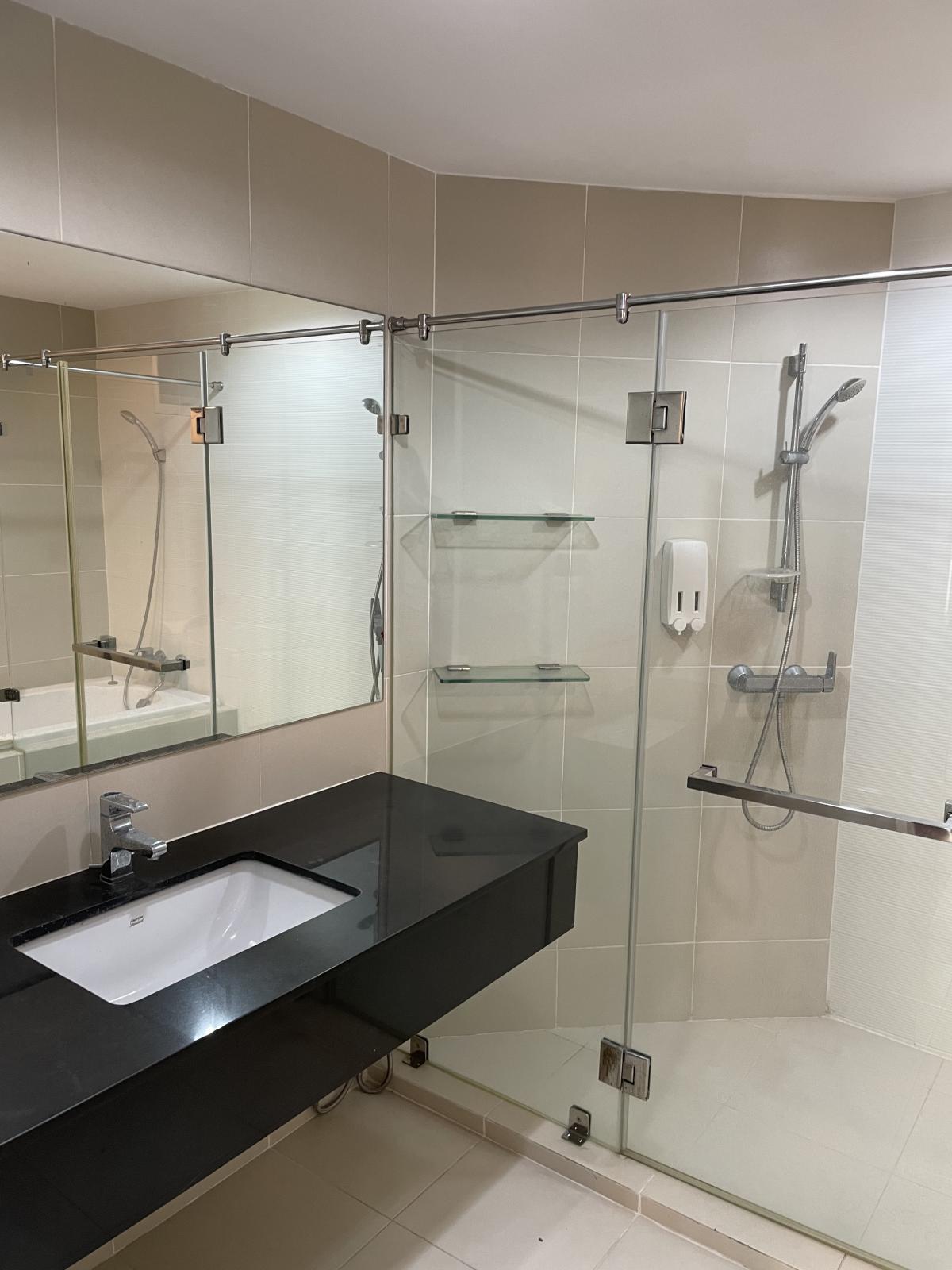 For RentCondoRama9, Petchburi, RCA : Belle Grand Rama 9 - Spacious 2 Bed, 2 Bath Condo Near BTS Phra Ram 9Rent a luxury condo of 97 sq.m. in the heart of the city for only 45,000 baht/month!