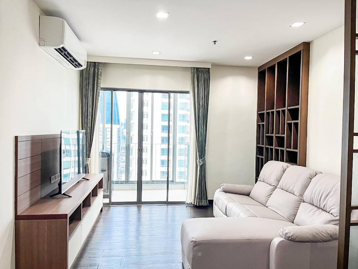 For RentCondoRatchathewi,Phayathai : Chill in the heart of Phaya Thai! 2 bedrooms, 2 bathrooms, ready to move in for 38,000 baht/month.Near BTS/MRT Phaya Thai, convenient for all travel!