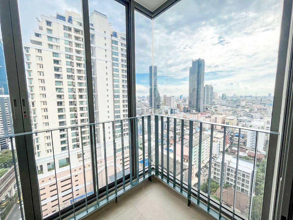 For RentCondoRatchathewi,Phayathai : Chill in the heart of Phaya Thai! 2 bedrooms, 2 bathrooms, ready to move in for 38,000 baht/month.Near BTS/MRT Phaya Thai, convenient for all travel!