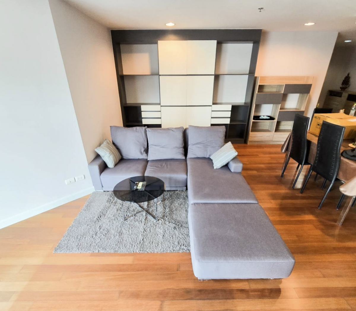 For RentCondoRama9, Petchburi, RCA : Belle Grand Rama 9 - Spacious 2 Bed Condo for Rent, 93 sqmNear BTS/MRT Rama 9 with complete facilities!