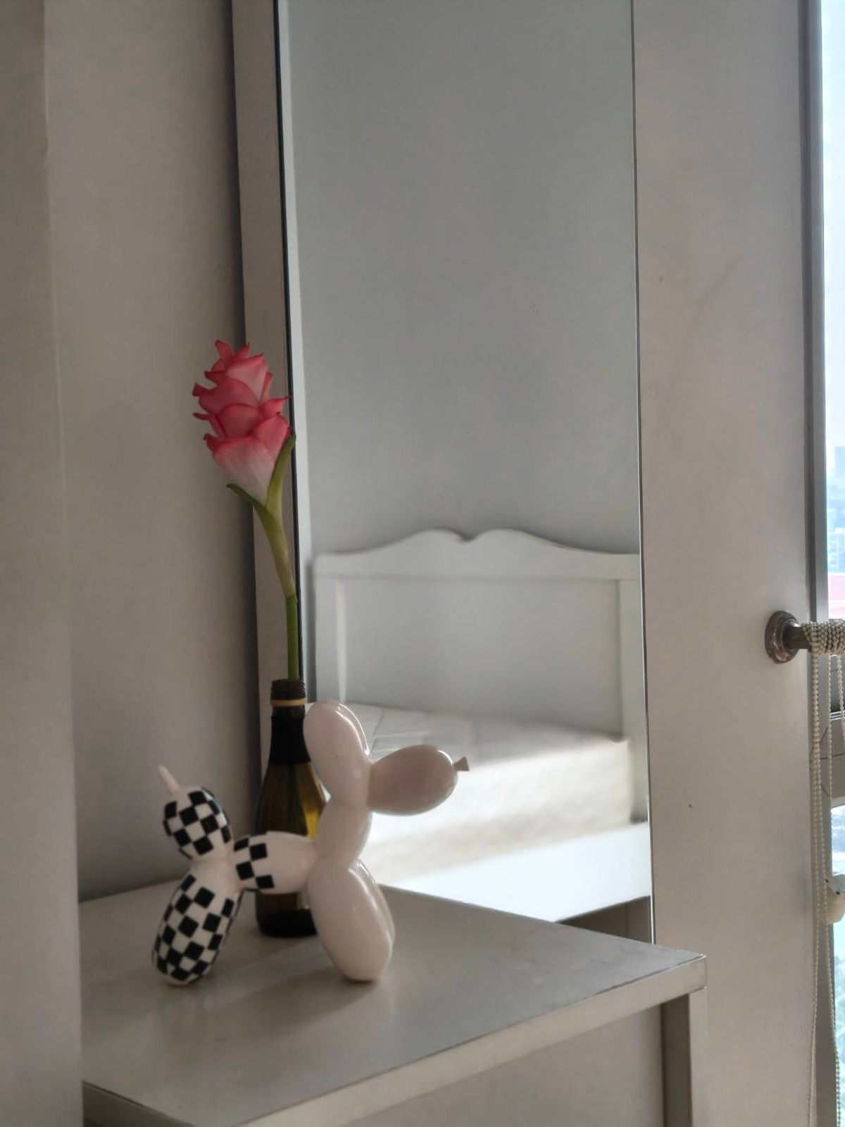 ขายคอนโดพระราม 9 เพชรบุรีตัดใหม่ RCA : ขาย 2 ห้องนอน ราคาสุดคุ้ม !  My Resort เดินไป มศว.ได้	