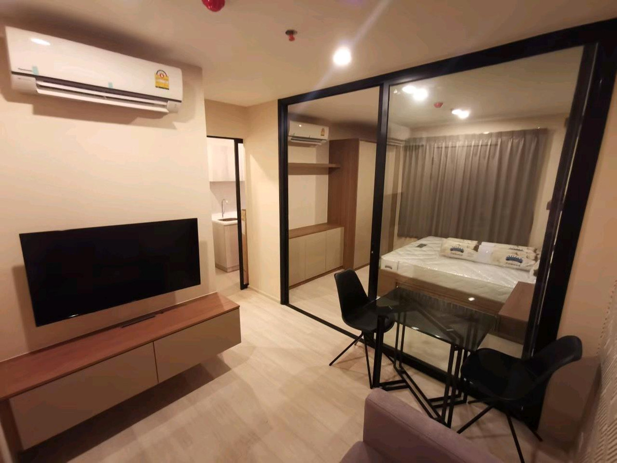 For RentCondoRama9, Petchburi, RCA : Beautiful room, high floor, for rent, 1 bedroom, 1 bathroom, Life Asoke.