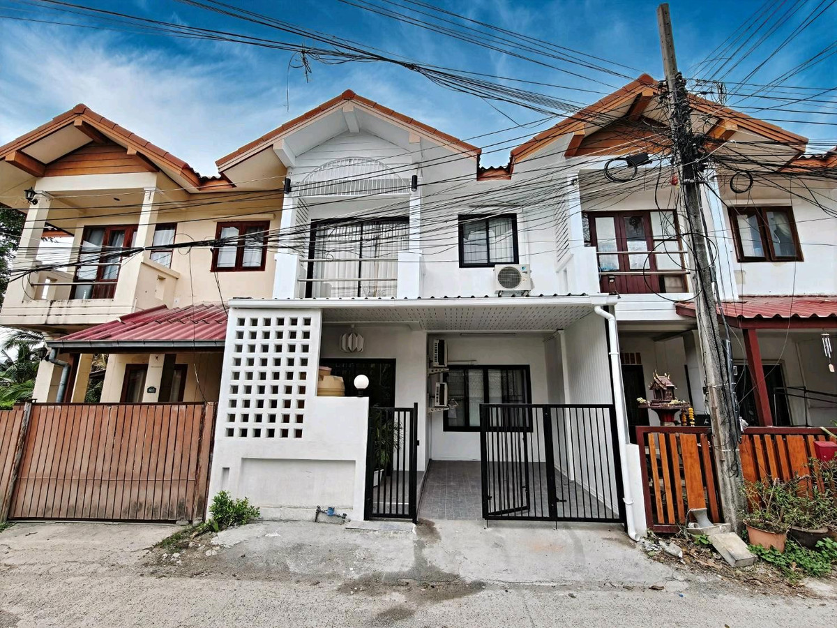 ขายทาวน์โฮมสมุย สุราษฎร์ธานี : ขาย​ทาวน์เฮาส์​ บ้าน​ปลายแหลม