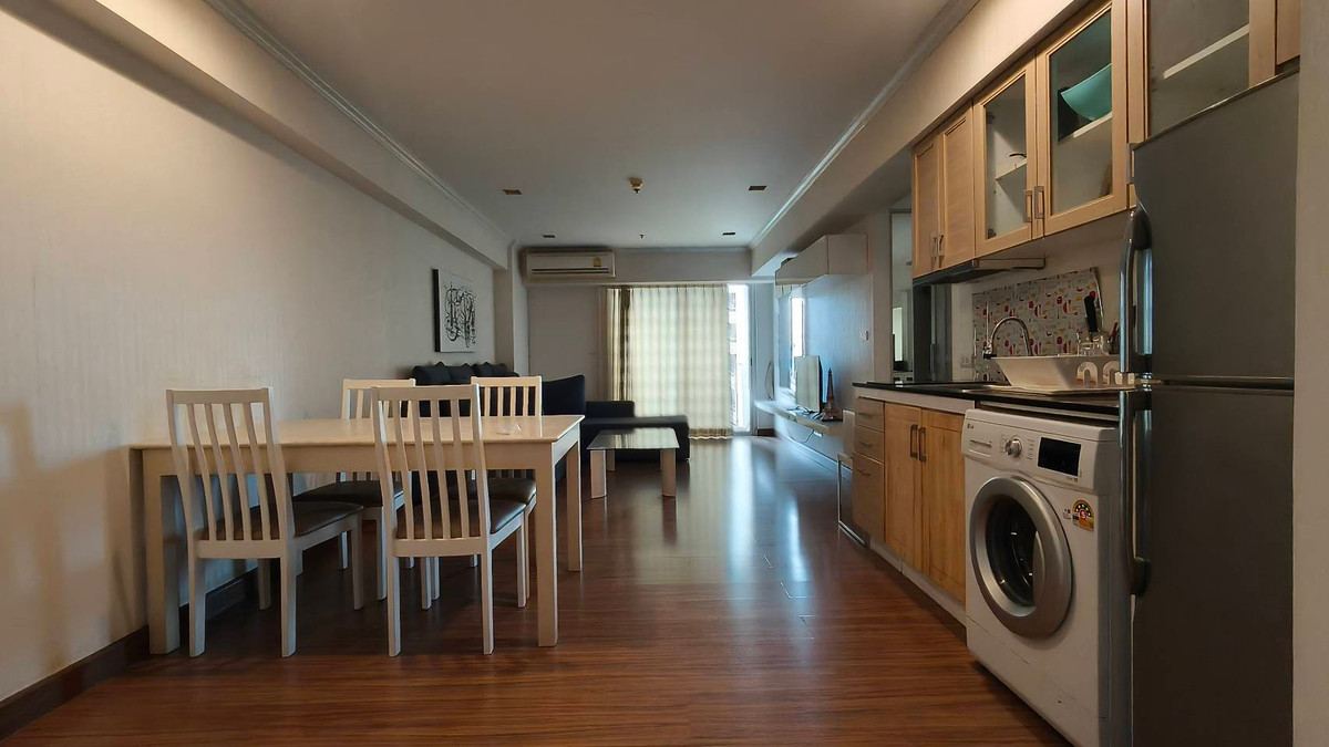 ให้เช่าคอนโดพระราม 9 เพชรบุรีตัดใหม่ RCA : เช่า 2 ห้องนอน MY RESORT เดินไป มศว.ได้	