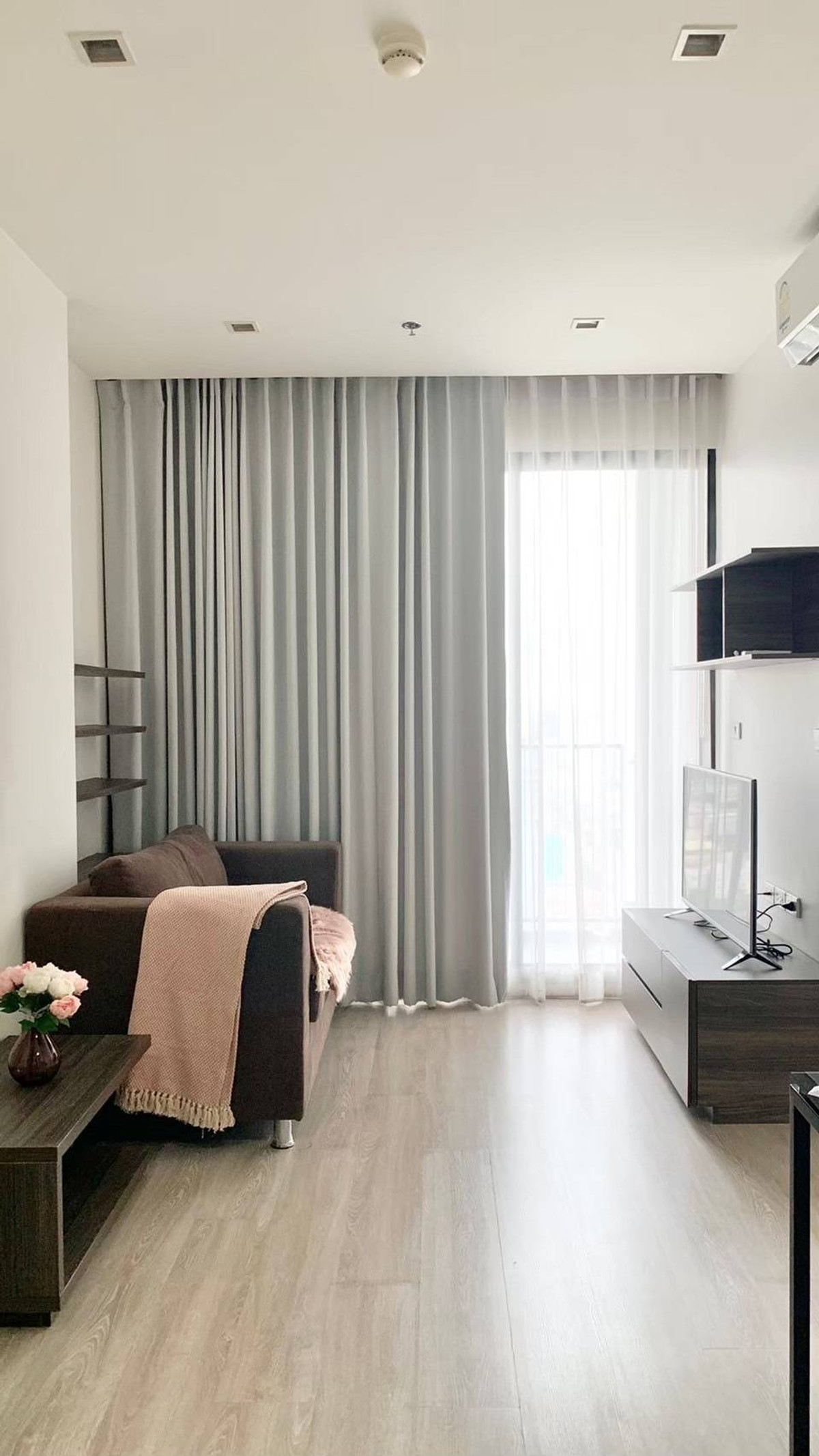 For RentCondoRatchadapisek, Huaikwang, Suttisan : Condo for rent QUINN RATCHADA 17, fully furnished condo, ready to move in, near MRT Sutthisan!!