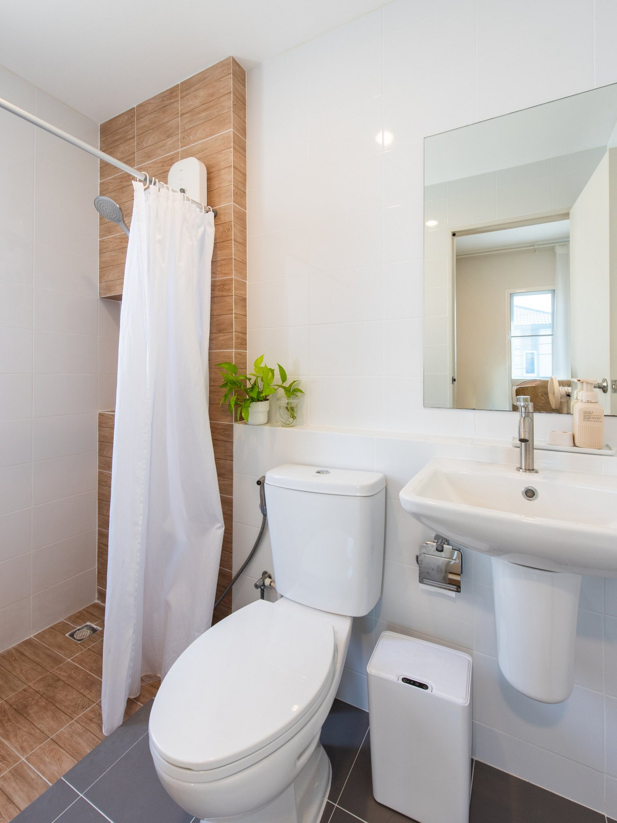 For RentSamut Prakan,Samrong : RH010726 For rent, 2-story semi-detached house, 3 bedrooms at Grande Pleno Mega Bangna, next to Mega Bangna.