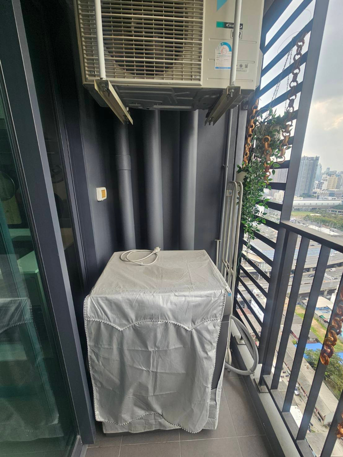 For RentCondoRama9, Petchburi, RCA : New room, never rented out, 1 bedroom, 1 bathroom, Ideo Rama 9 Asoke.