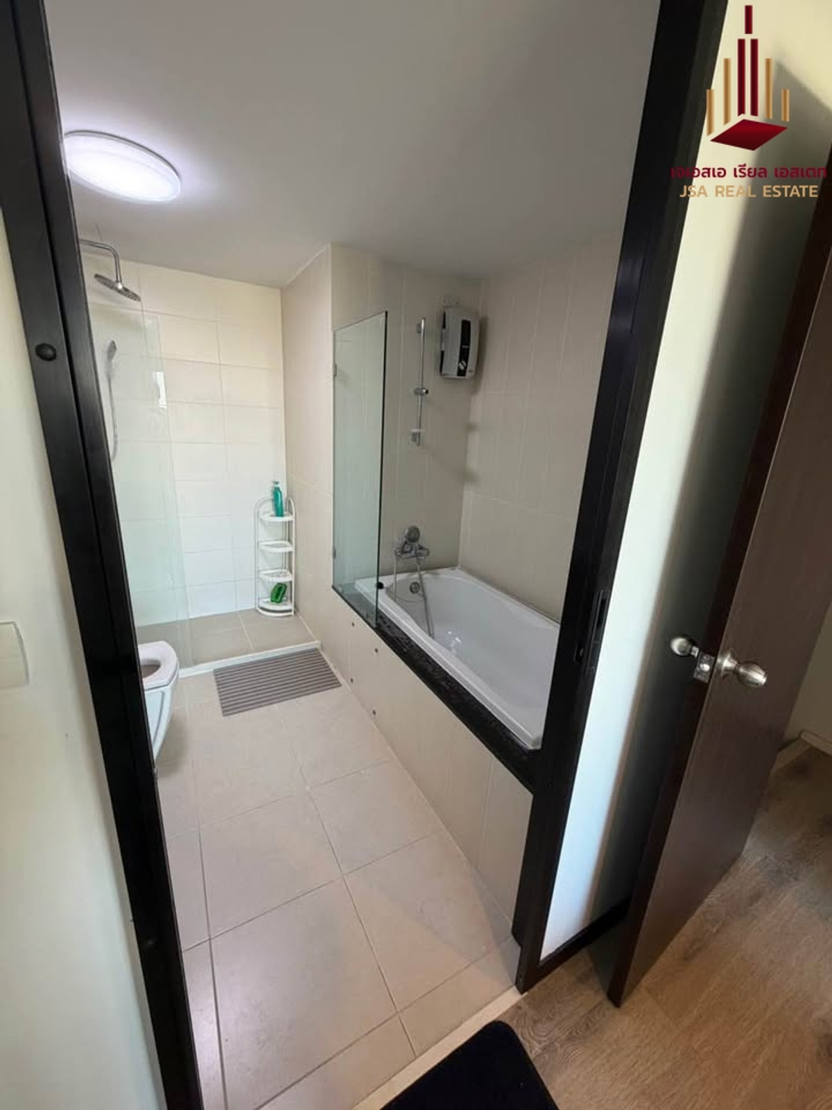 For RentCondoBangna, Bearing, Lasalle : ✨ For Rent: Knightsbridge Bearing Condo ✨ 💰 Only 16,000 THB/month