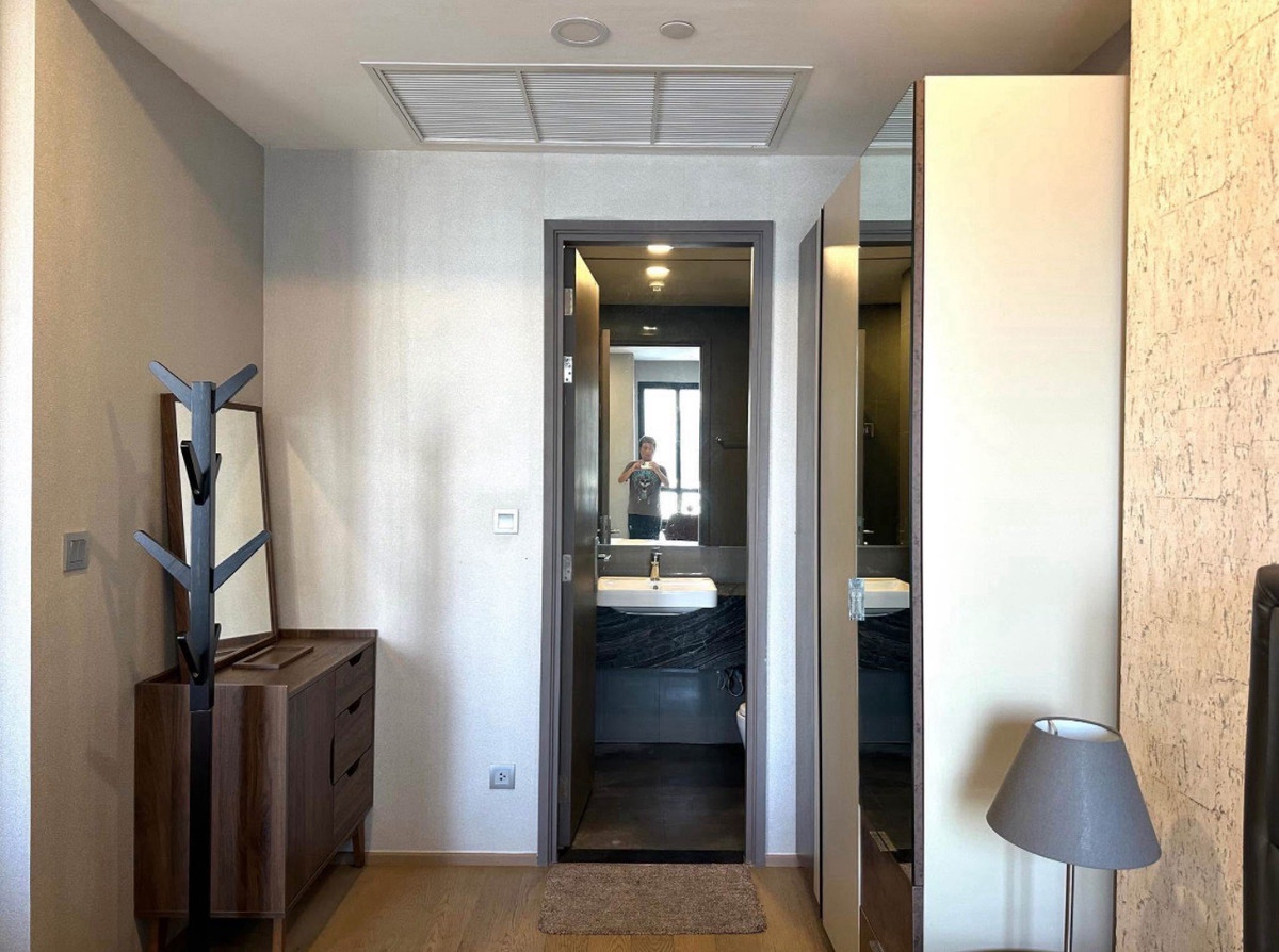 For RentCondoSiam Paragon ,Chulalongkorn,Samyan : For rent Ashton Chula-Silom, 12th floor, size 33 sq m, price 26,000 baht.