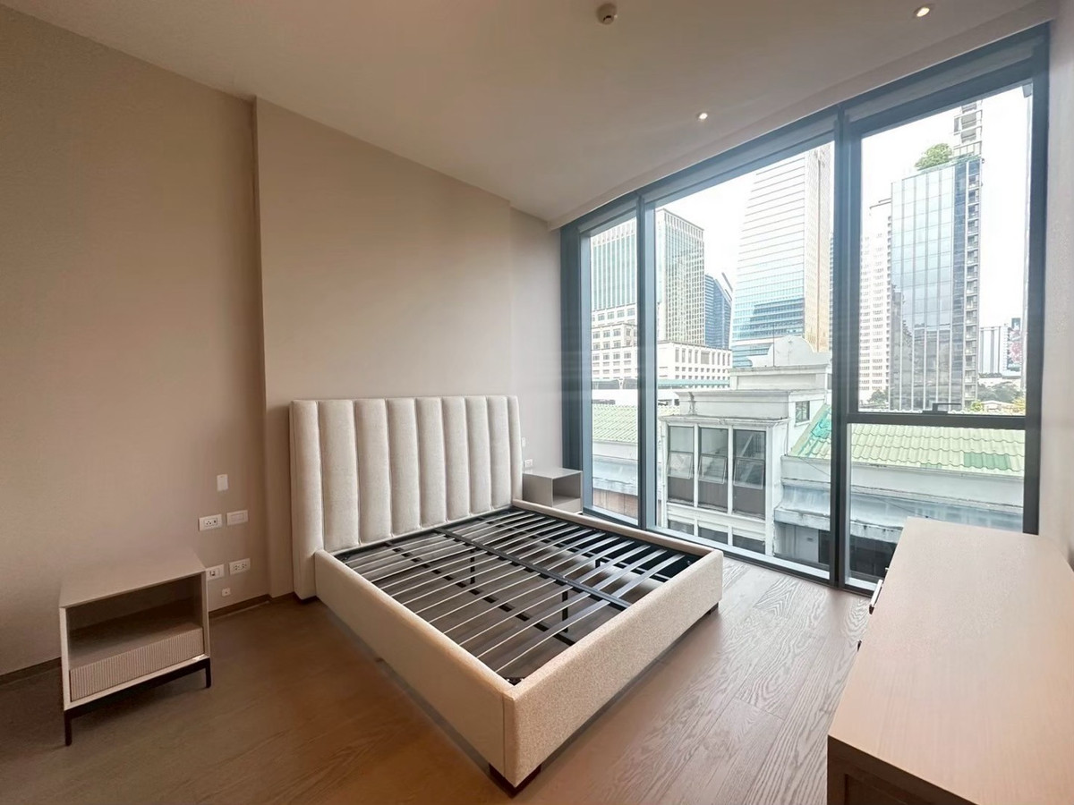 ให้เช่าคอนโดวิทยุ ชิดลม หลังสวน : ให้เช่า Scope Langsuan คอนโดลักชัวรี่ 1 ห้องนอน  วิวต้นสน ใกล้ BTS ชิดลม เฟอร์ครบ อนุญาตสัตว์เลี้ยง