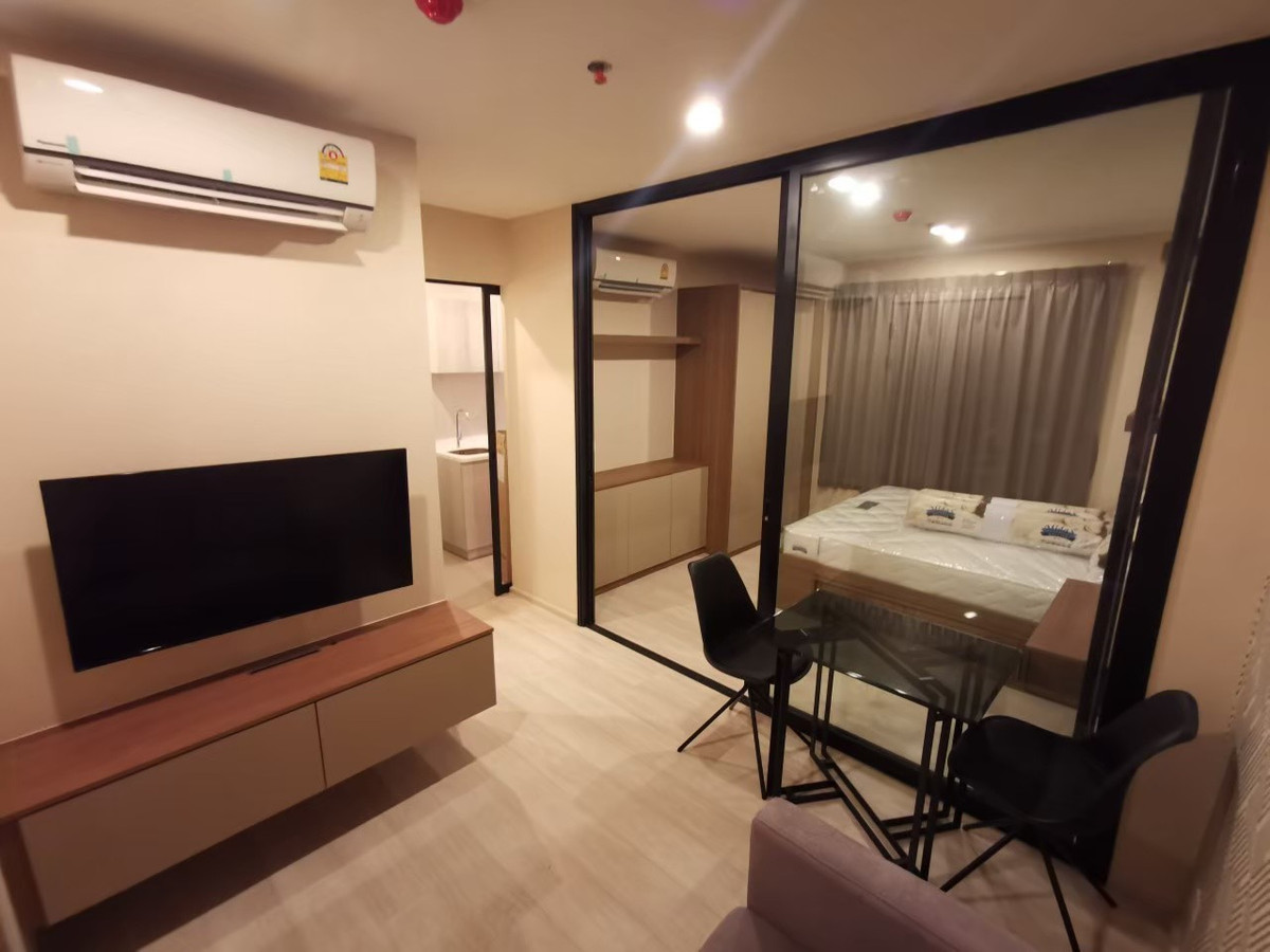 For RentCondoRama9, Petchburi, RCA : Beautiful room, high floor, for rent, 1 bedroom, 1 bathroom, Life Asoke.