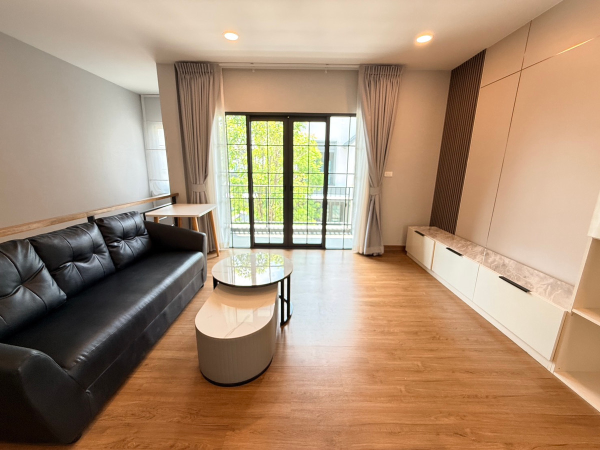 ให้เช่าบ้านบางนา แบริ่ง ลาซาล : ให้เช่าบ้านเดี่ยว Centro บางนา – 4 ห้องนอน หลังใหญ่ ใกล้เมกะบางนา!“