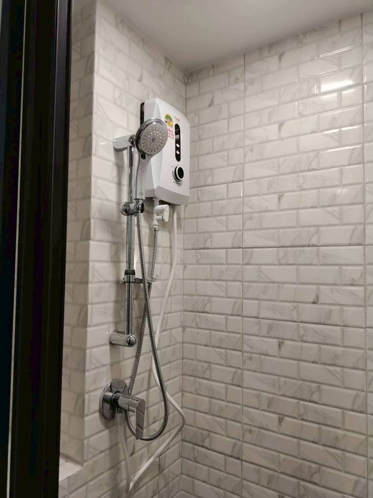 ให้เช่าคอนโดปทุมธานี รังสิต ธรรมศาสตร์ : ให้เช่าคอนโด Atmoz Kanaal Rangsit 