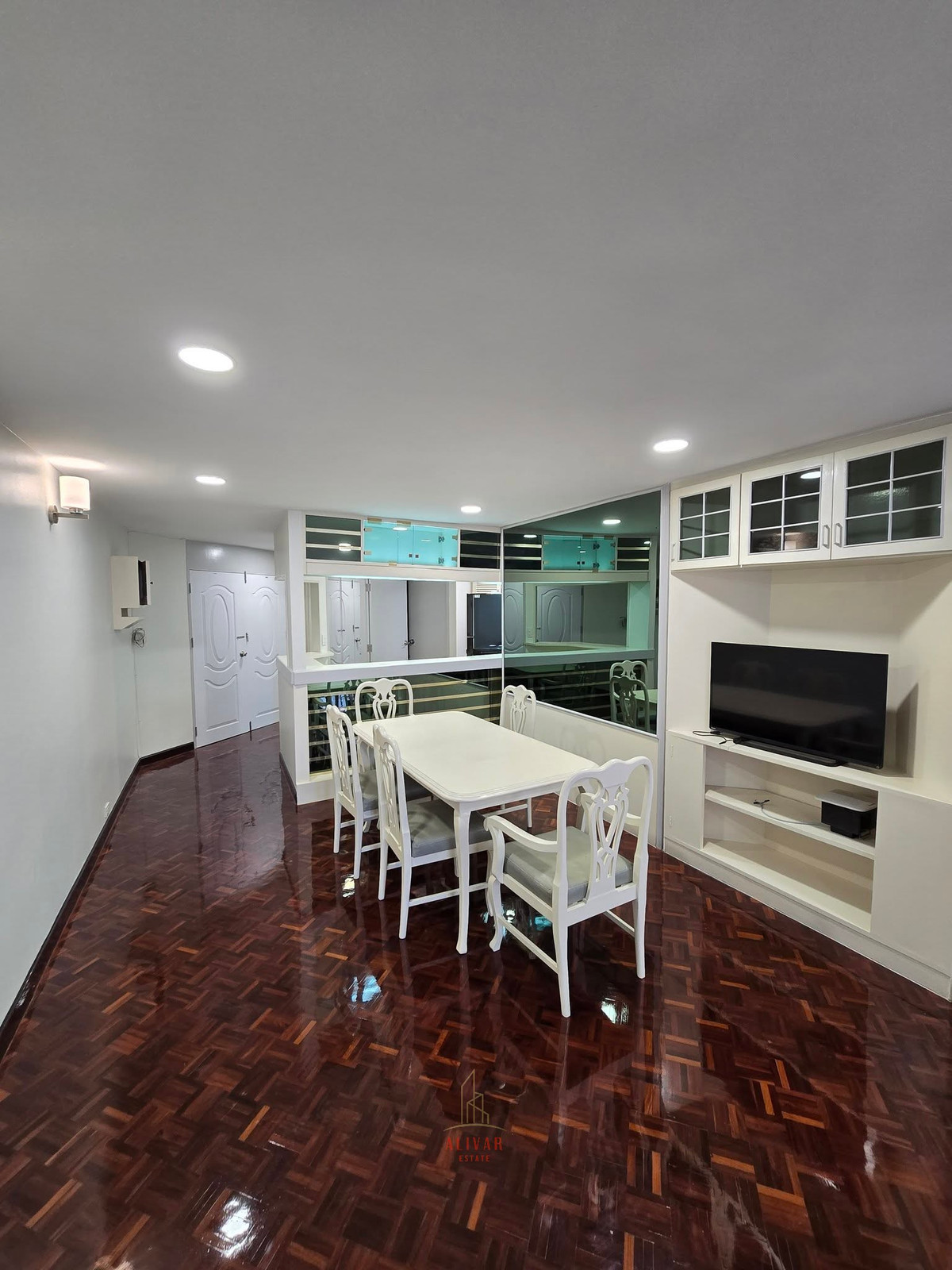 For RentCondoSukhumvit, Asoke, Thonglor : RC011726 Condo 2 Bed for Rent at Tai Ping Towers-Ekkamai near BTS Ekkamai/Thonglor